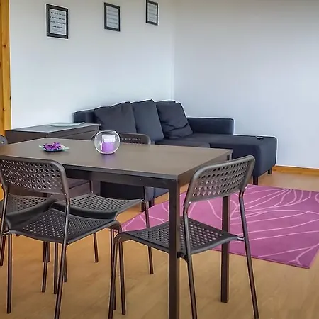 Κατάλυμα σε φάρμα Intact Farm *