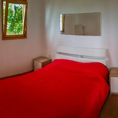 Intact Farm Farm stay *